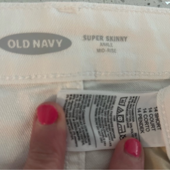 Old Navy Super Skinny Ankle Stretch White Jeans Size 14 Short Women’s 👖 - Picture 5 of 6